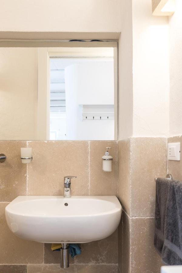 Dimore Del Borgo Antico - L'Altana Vista Mare โมโนโปลี ภายนอก รูปภาพ